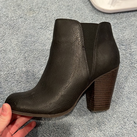 Booties - Picture 5 of 6